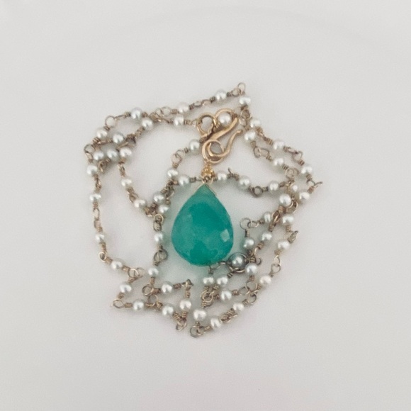 Elegant 14k-22k Gold Chrysoprase Green Teardrop Pendant